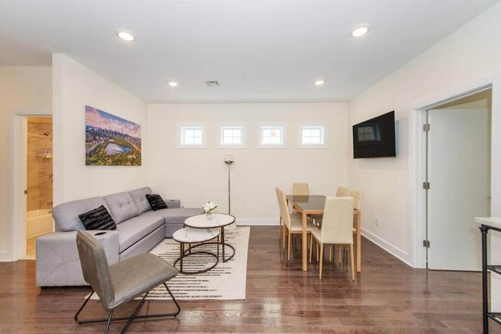 Stylish Chic Condo Nyc At Fingertips North Bergen Luaran gambar