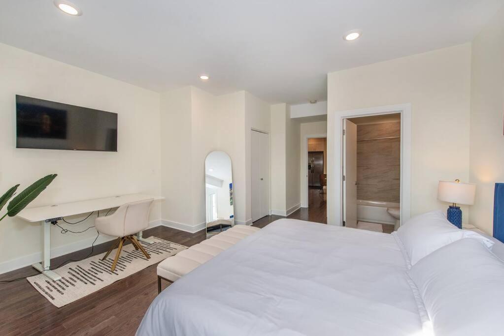 Stylish Chic Condo Nyc At Fingertips North Bergen Luaran gambar